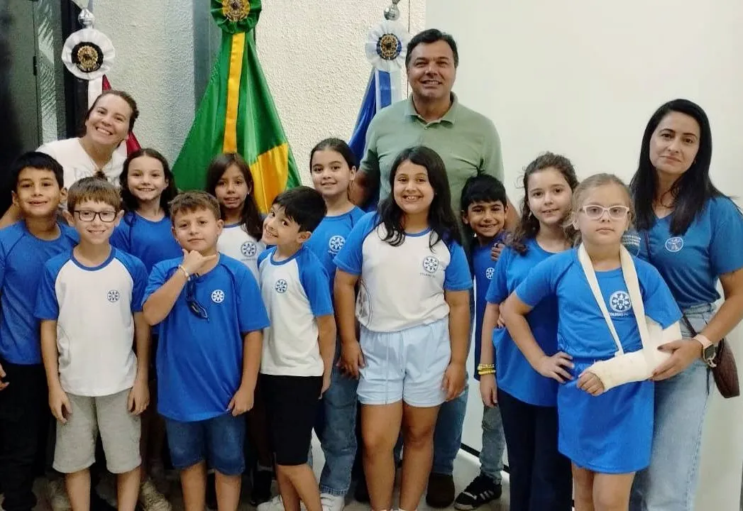Estudantes da CEC visitam à Prefeitura de Cerqueira César 