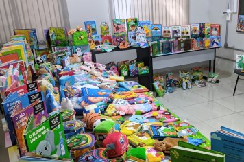 Educação investe no acervo literário para escolas e creches da rede municipal 