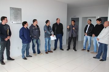 Prefeito, Vereadores e Secretário visitam obras da UBS