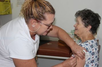 Vacinação contra a gripe é prorrogada