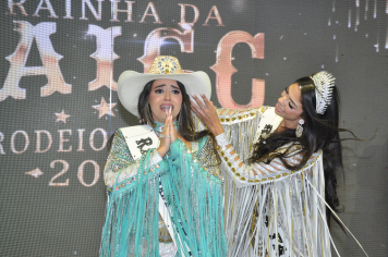 Bianca Celeri é coroada como Rainha da 25ª FAICC Rodeio Show 