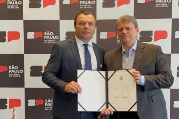 Prefeito assina convênio com o Governador Tarcísio de Freitas, para infraestrutura urbana 