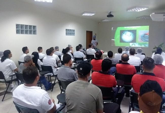 Meio Ambiente realiza palestra na empresa Alispec 