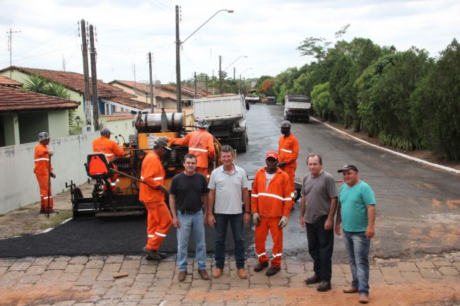 Jardim São Lucas recebe recapeamento