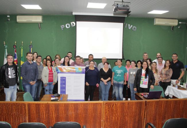 Programa pela Valorização da Educação mobiliza cerqueirenses