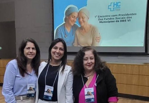 Primeira-dama Gisele Machado participa de encontro regional promovido pelo HCFMB