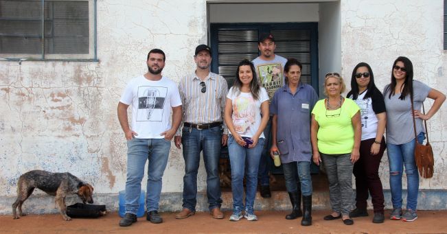 Alunos da faculdade Eduvale visitam o Canil Municipal